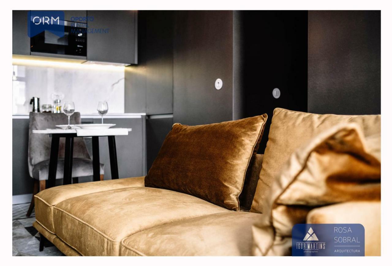 Orm - Camoes Apartment Porto Bagian luar foto