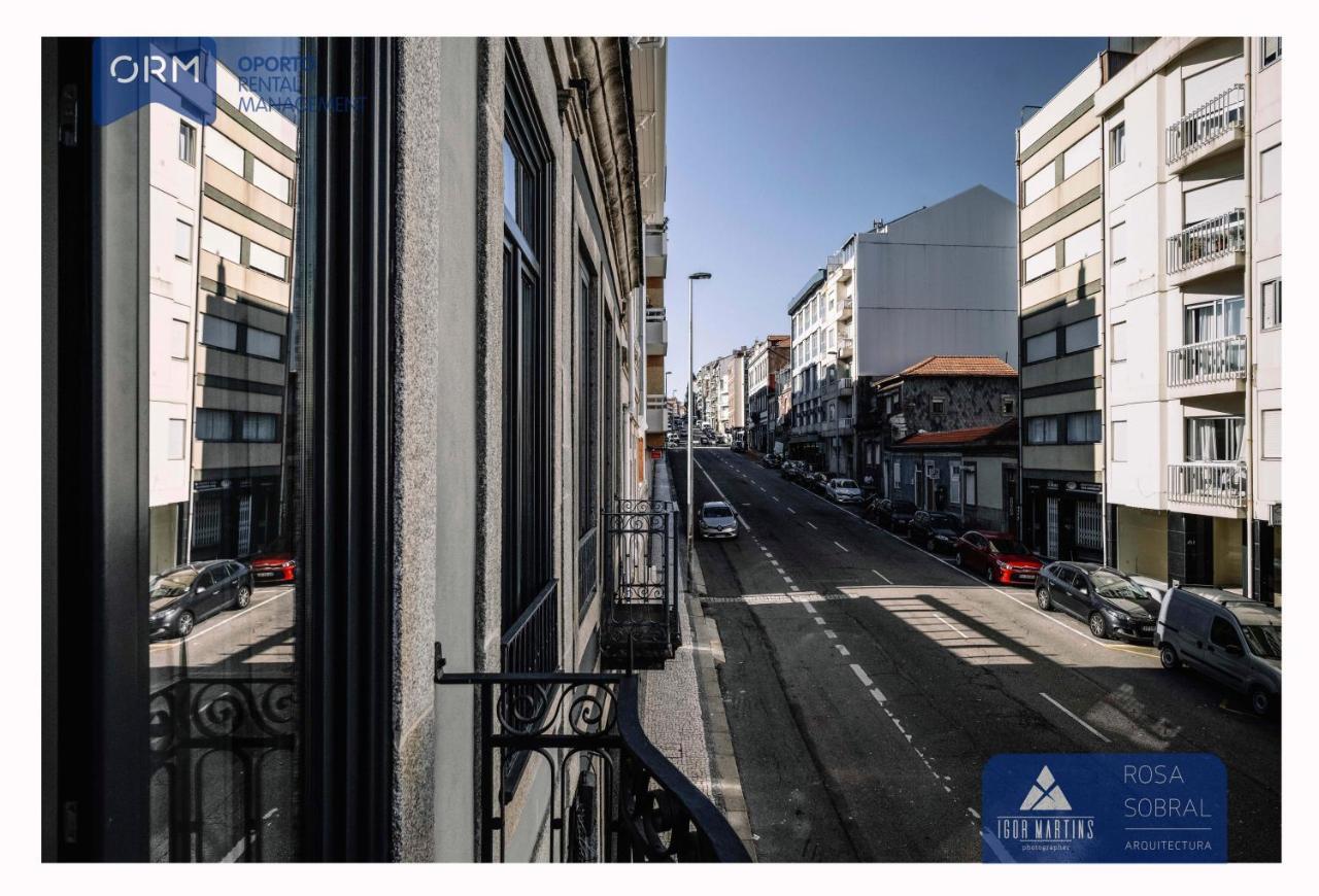Orm - Camoes Apartment Porto Bagian luar foto